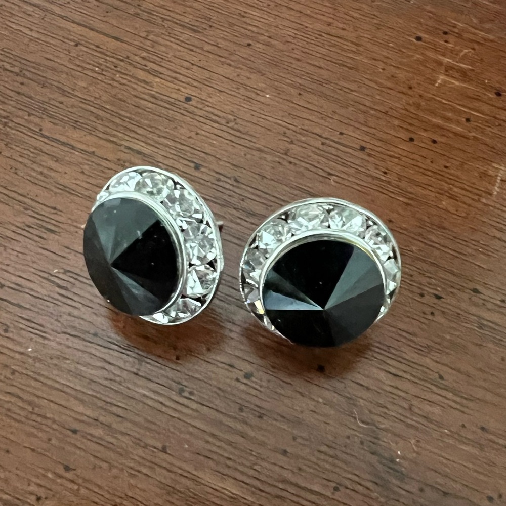 Jojo onxy/diamond stud earrings